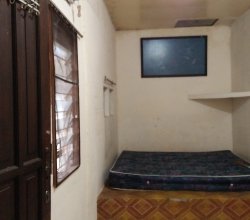 Kos surabaya barat kekeluargaan nonAC single/pasutri kosong uk.3x7mt murah