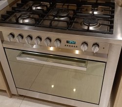 SERVICE CENTER LA GERMANIA BANDUNG